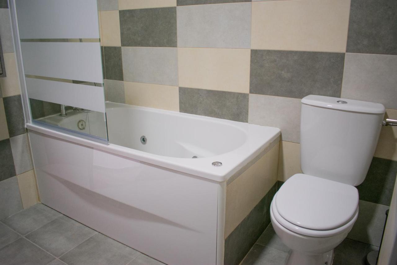 Apartamentos Cerezo La Codosera Kültér fotó