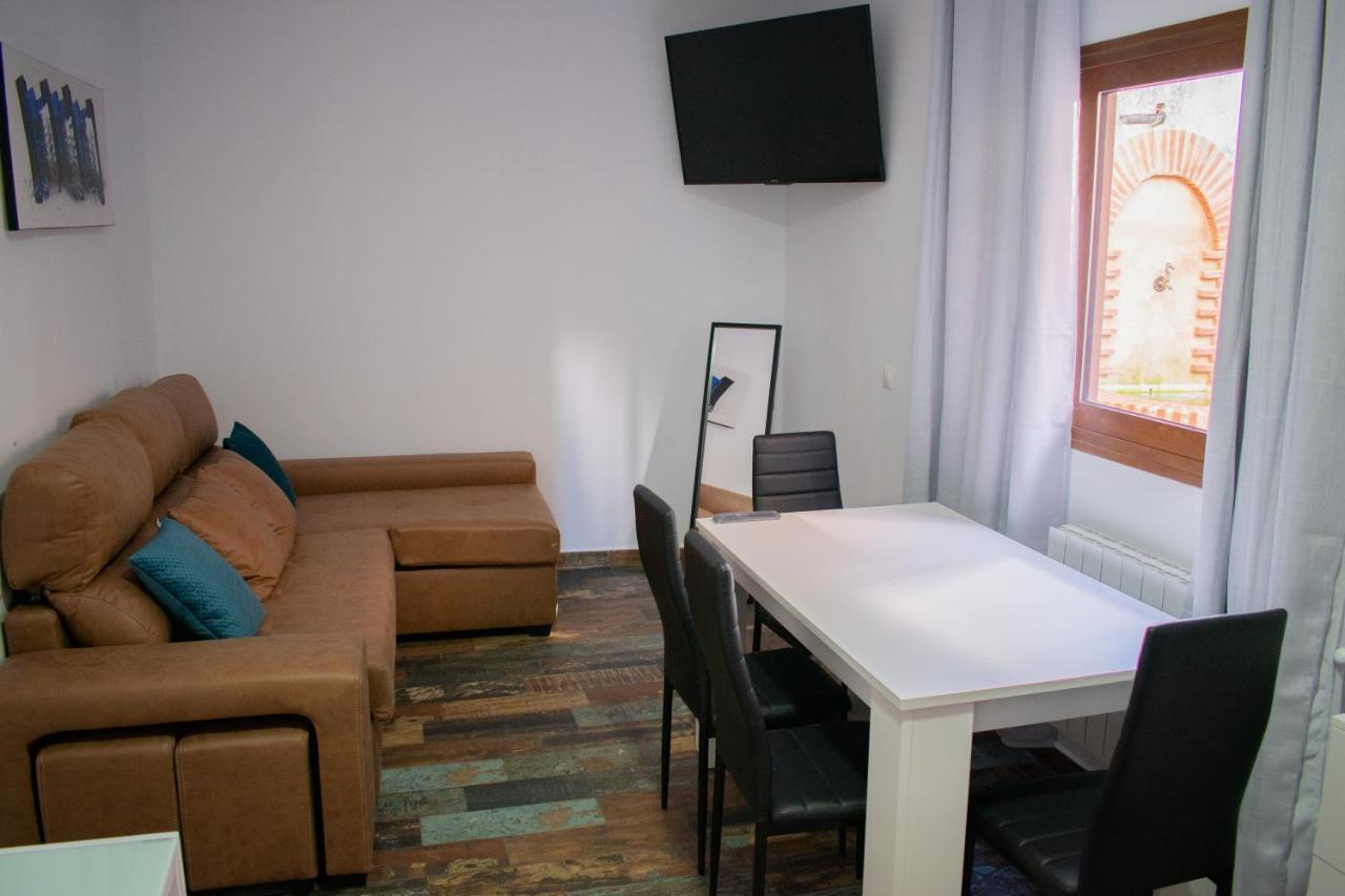 Apartamentos Cerezo La Codosera Kültér fotó