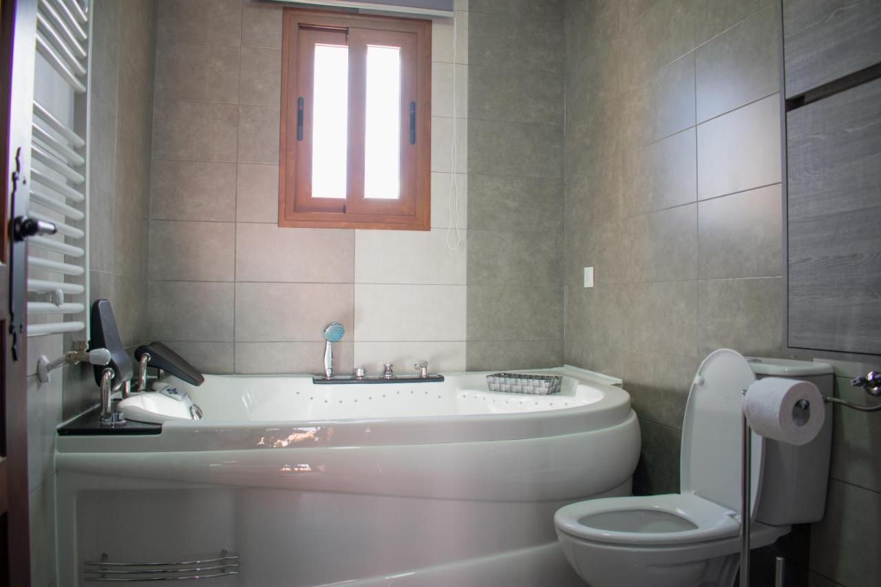 Apartamentos Cerezo La Codosera Kültér fotó