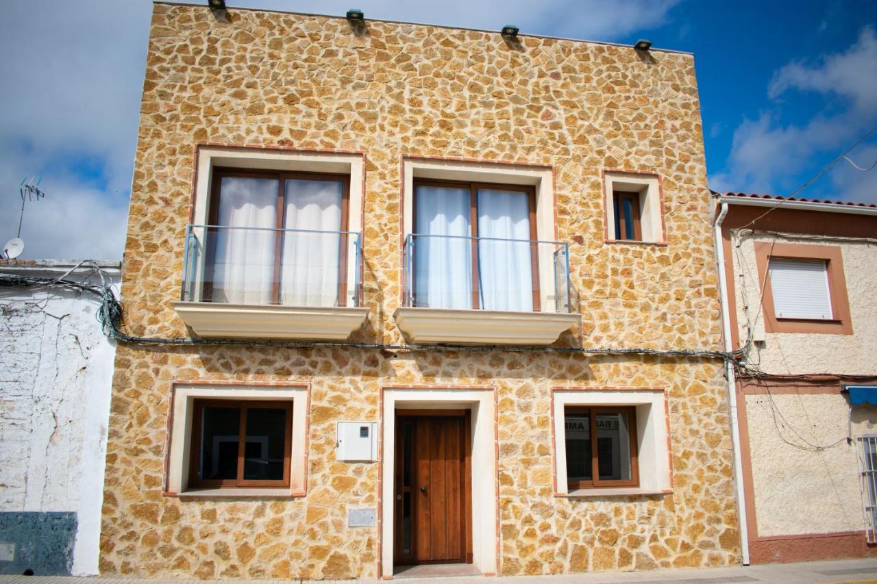 Apartamentos Cerezo La Codosera Kültér fotó